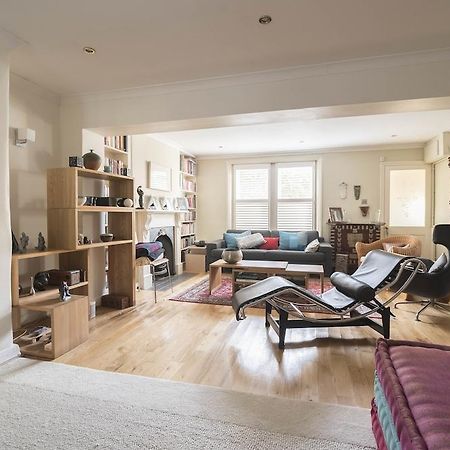 Stylish Family Home In Battersea Vr ลอนดอน ภายนอก รูปภาพ