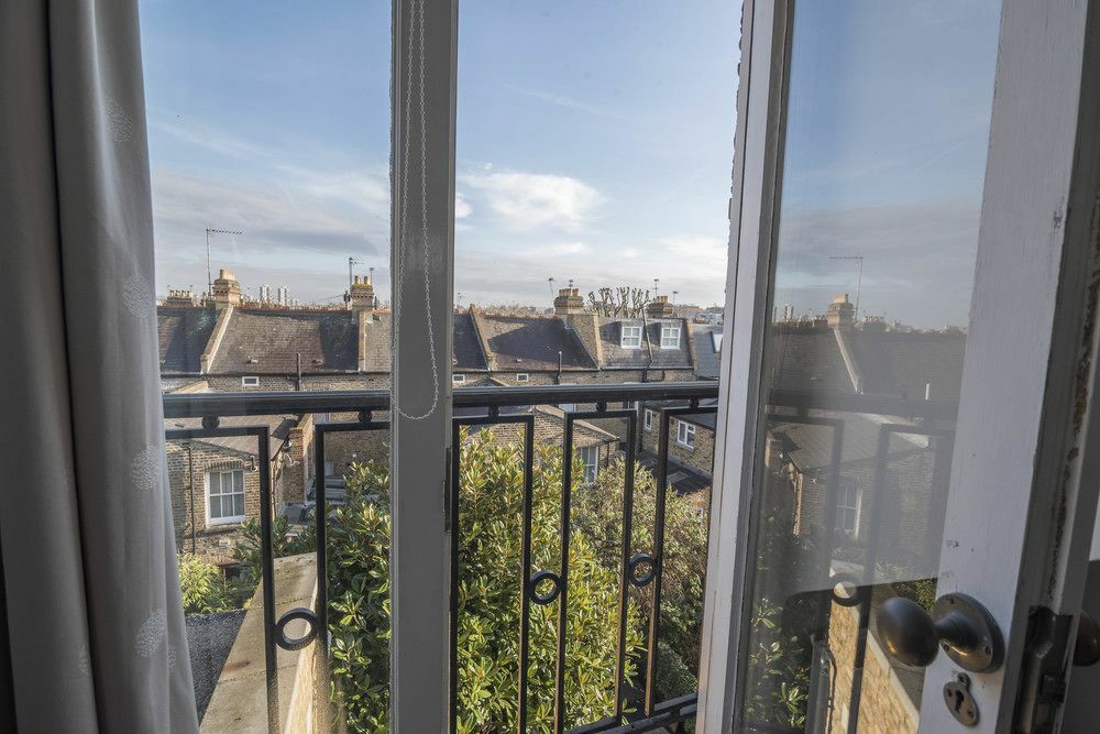 Stylish Family Home In Battersea Vr ลอนดอน ภายนอก รูปภาพ