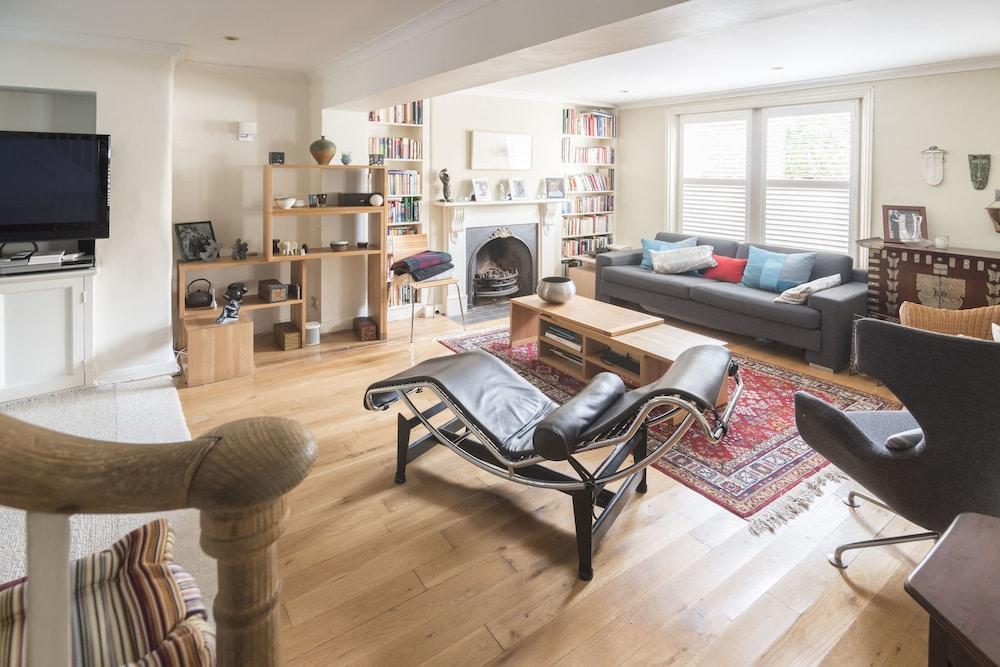 Stylish Family Home In Battersea Vr ลอนดอน ภายนอก รูปภาพ